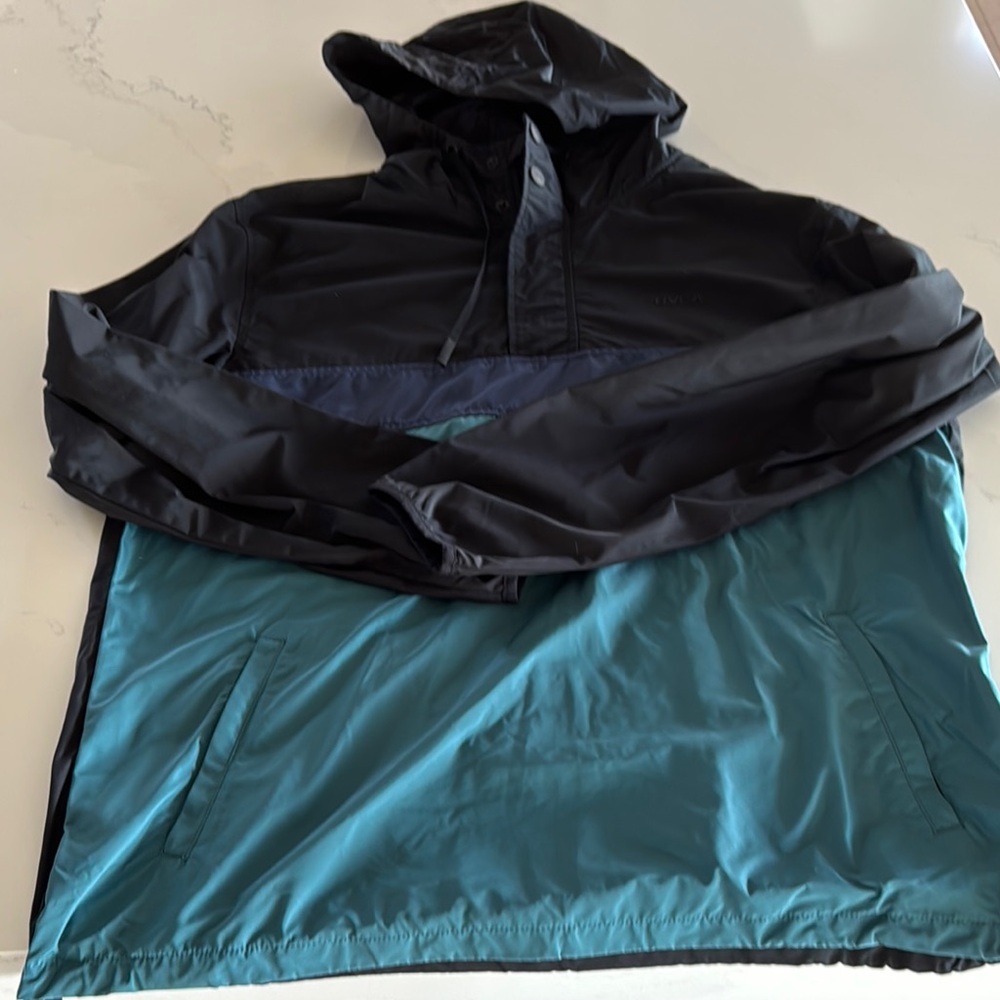 RVCA Men’s Windreaker.